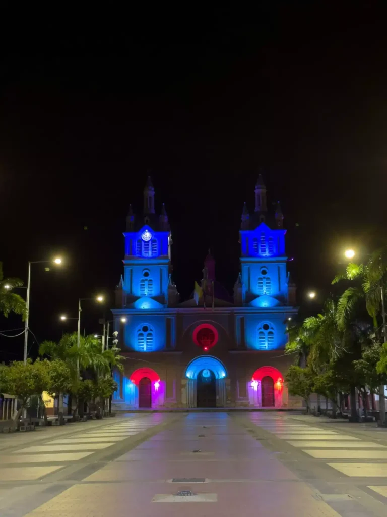 basilica del senor de los milagros foto nueva