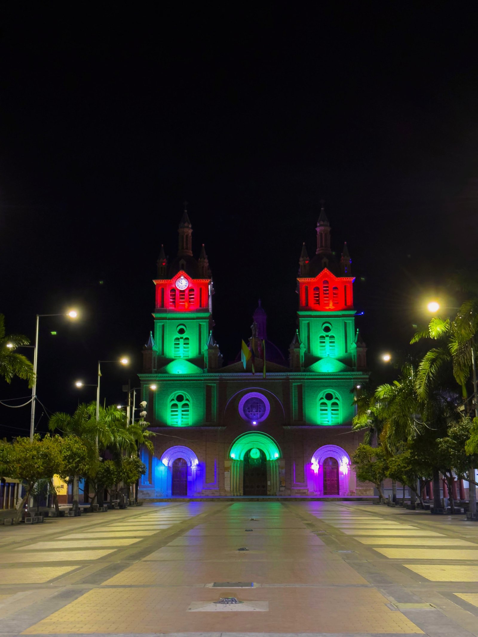 Basílica del Señor de los Milagros, Buga