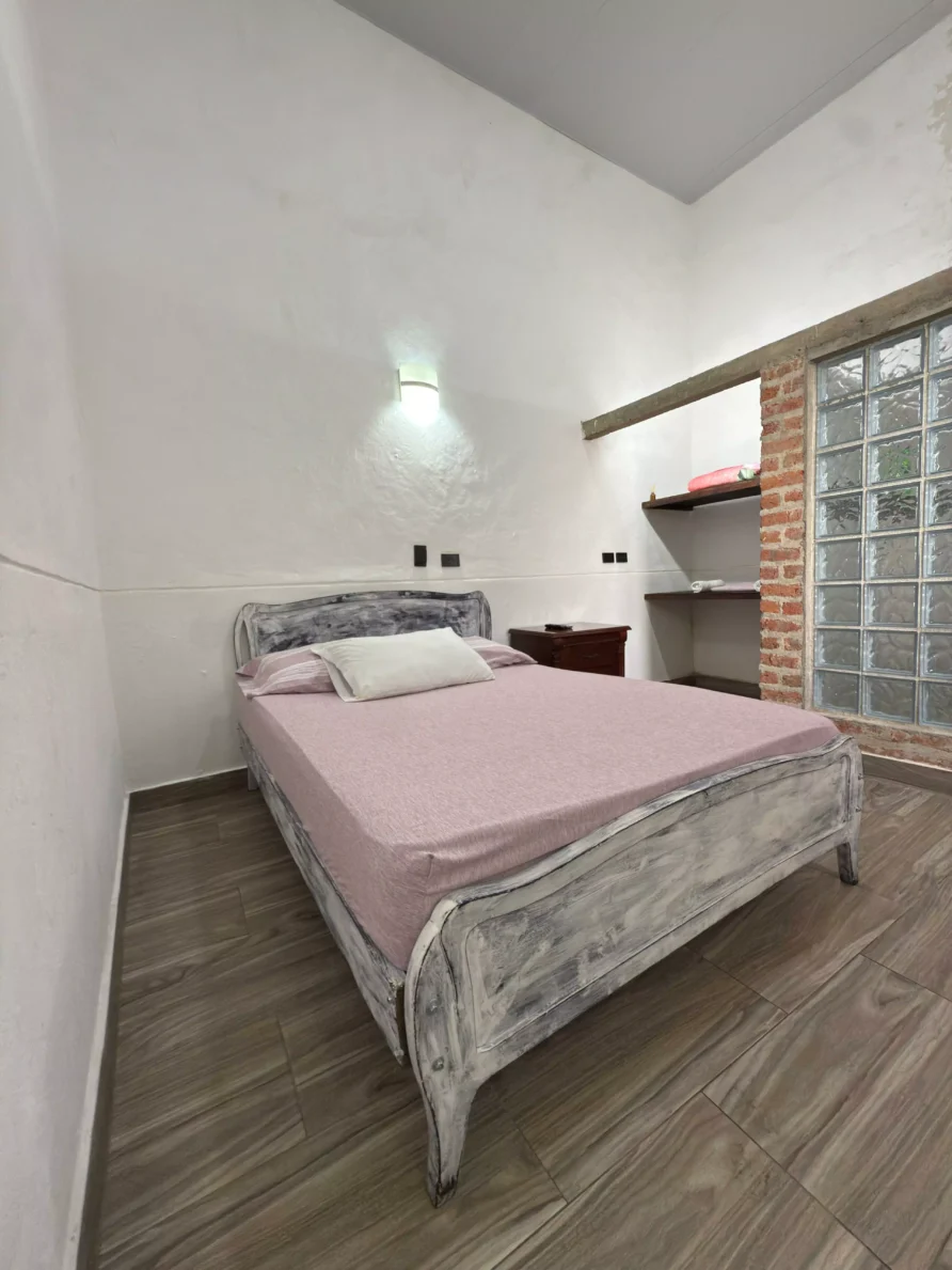 Habitación Cama Doble la Tia 102