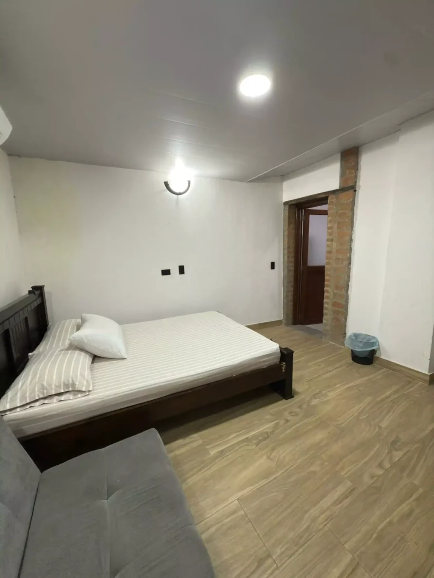 Habitación Doble La Prima 106: Hospedaje a una cuadra de la Basílica